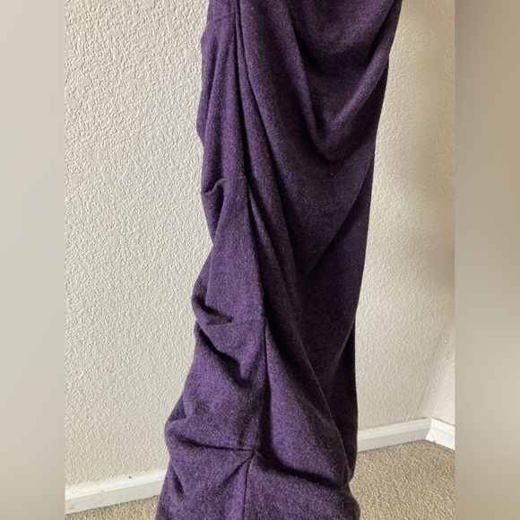 Gorgeous purple sleeveless lined ruched bodycon midi dress Nicole Miller Sz 2 - Picture 4 of 12